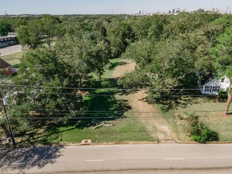 1101 N Pruett Street, Baytown, TX 77520 - #2