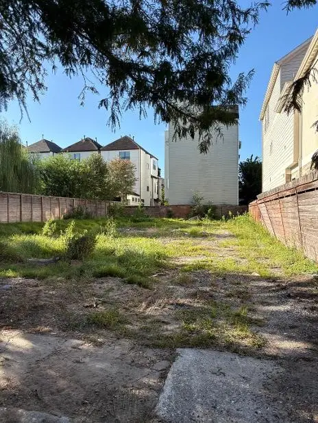 6111 Tyne Street, Houston, TX 77007 - #1