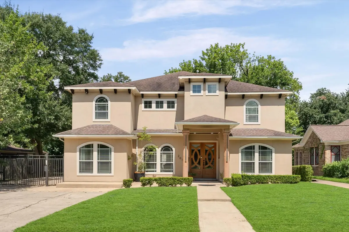 2012 Forest Hill Boulevard, Houston, TX 77023 - #1