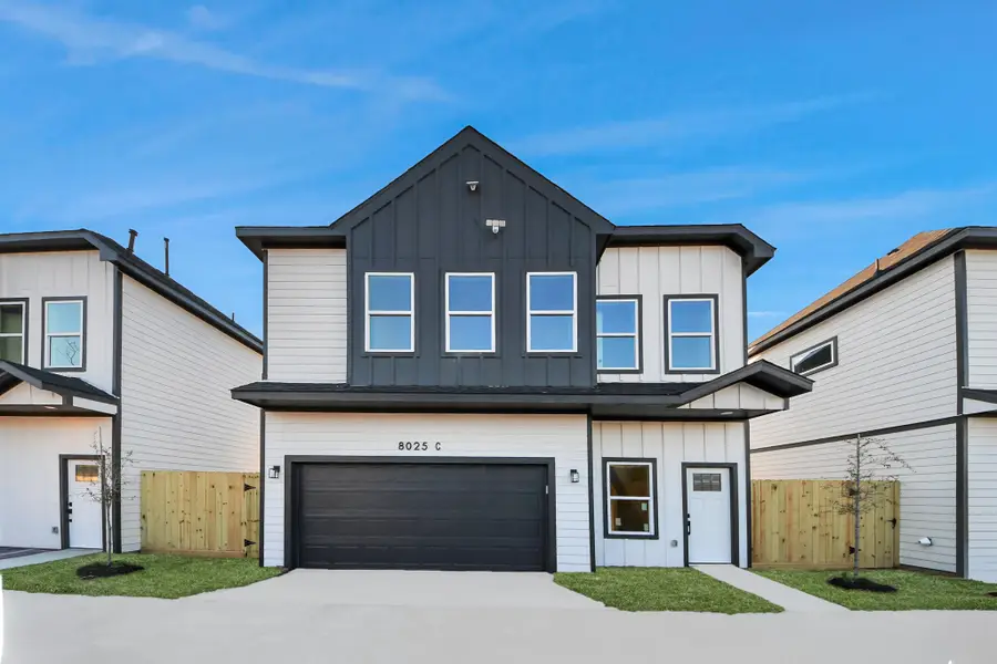 8025 Peachtree Street #C, Houston, TX 77016 - Image #2