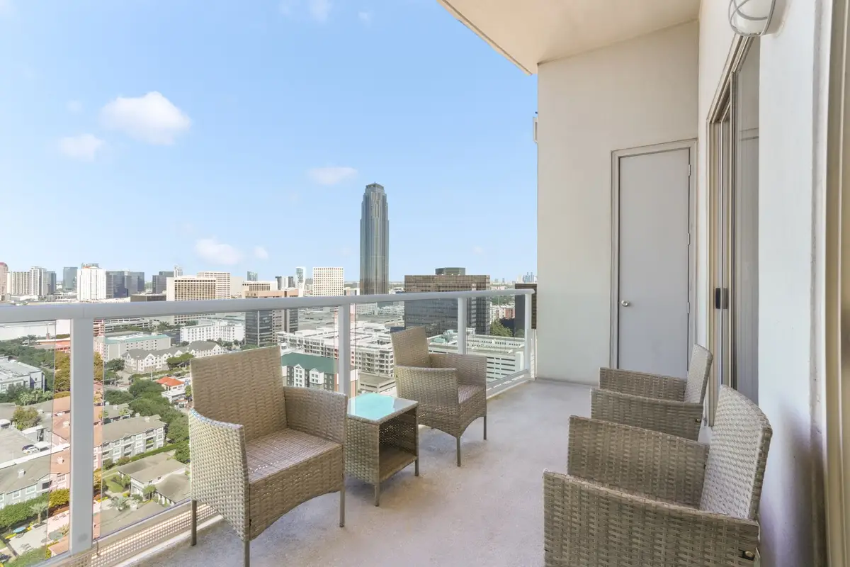 3388 Sage Road #2102, Houston, TX 77056 - Image #1
