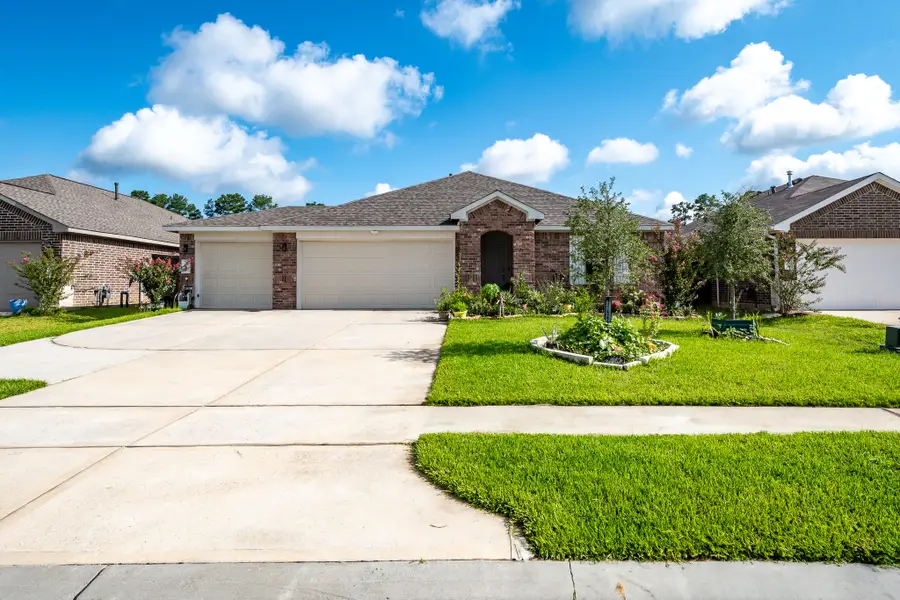 21427 Sacred Grove St Street, New Caney, TX 77357 - Image #2