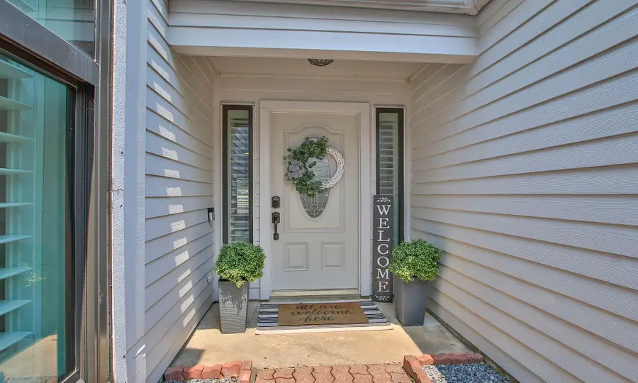 7637 Ameswood Road, Houston, TX 77095 - Image #3