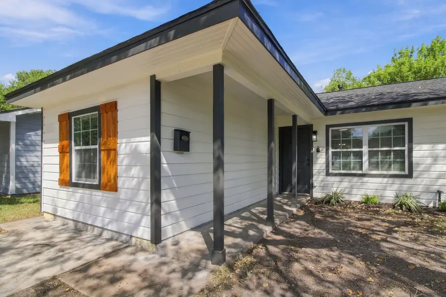 6139 Westover Street, Houston, TX 77033 - #2