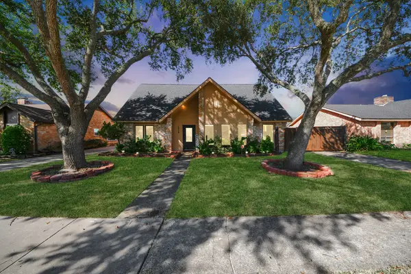 10119 Sageglow Drive, Houston, TX 77089