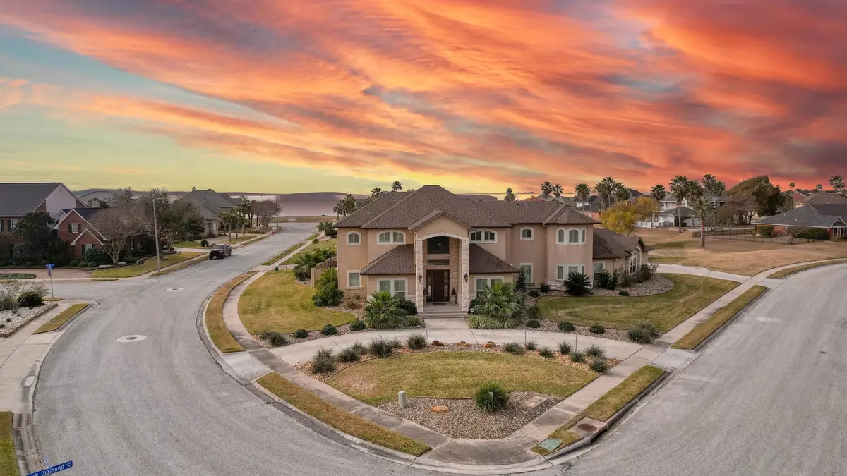 204 Black Diamond, Portland, TX 78374 - Image #1