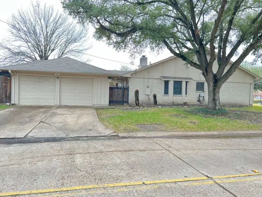 14303 Duncannon Drive, Houston, TX 77015 - Image #3