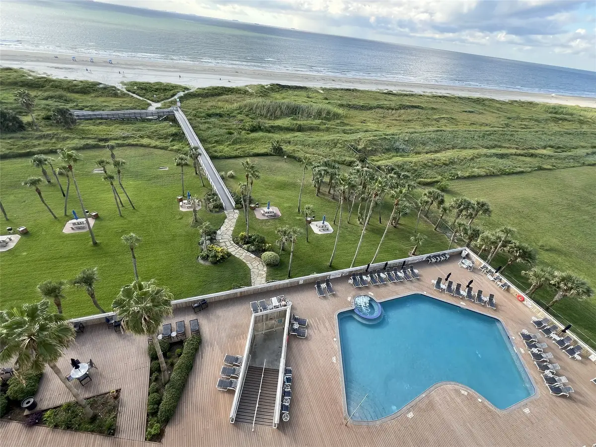 1401 E Beach Drive #809, Galveston, TX 77550 - Image #1