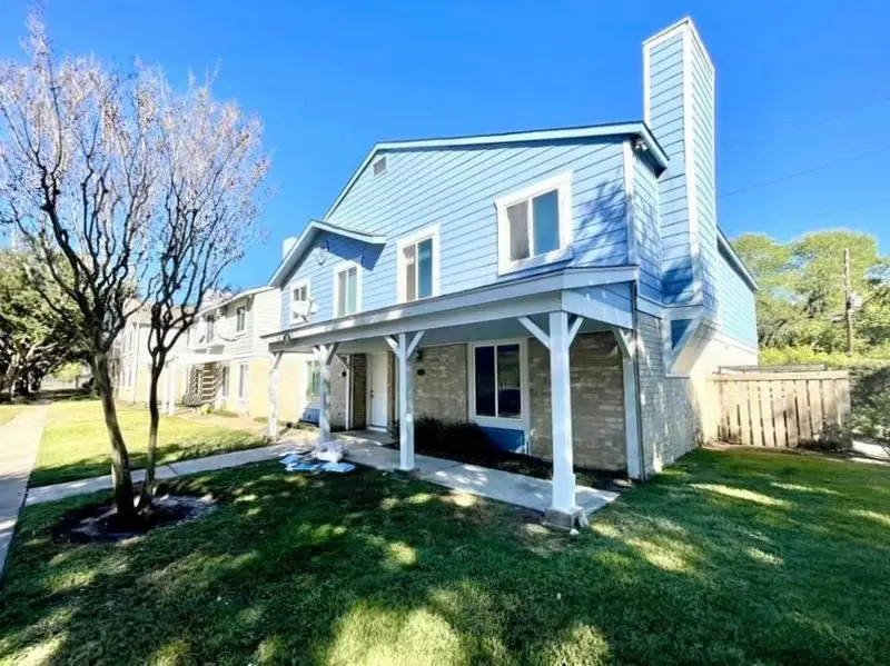 752 Memorial Mews Street #ABCD, Houston, TX 77079 - Image #2