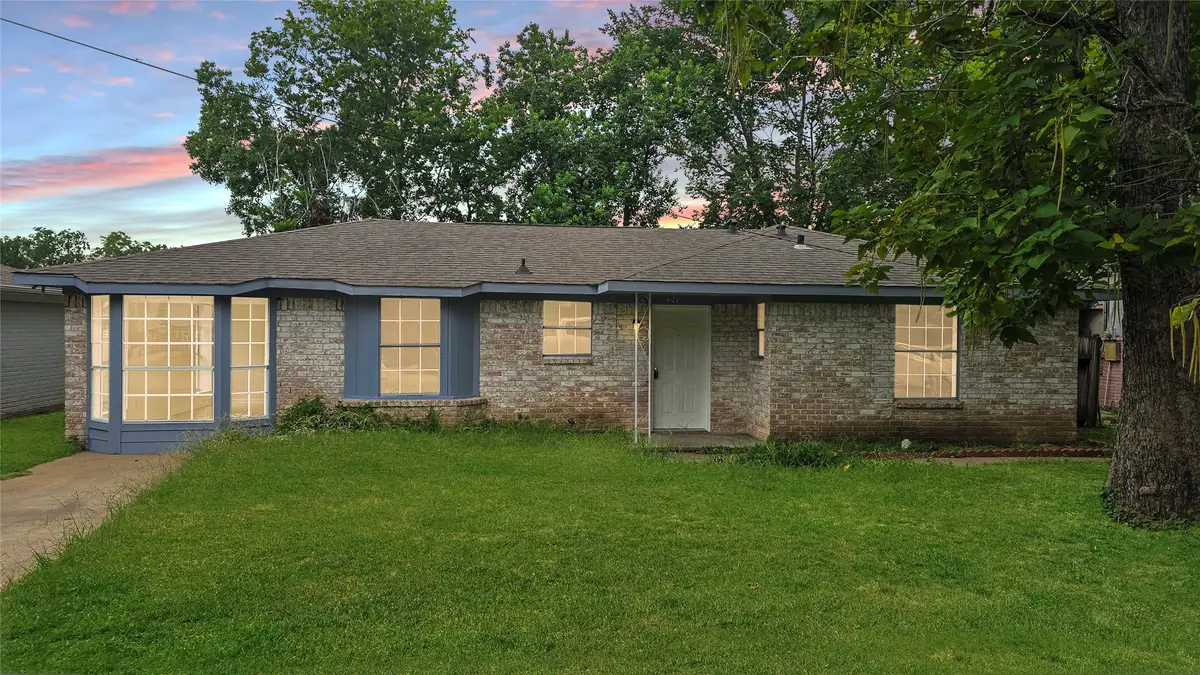 4210 Ester Street, Stafford, TX 77477 - Image #1