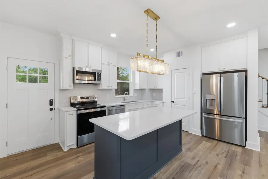 732 Azalea St, Prairie View, TX 77484 - #3