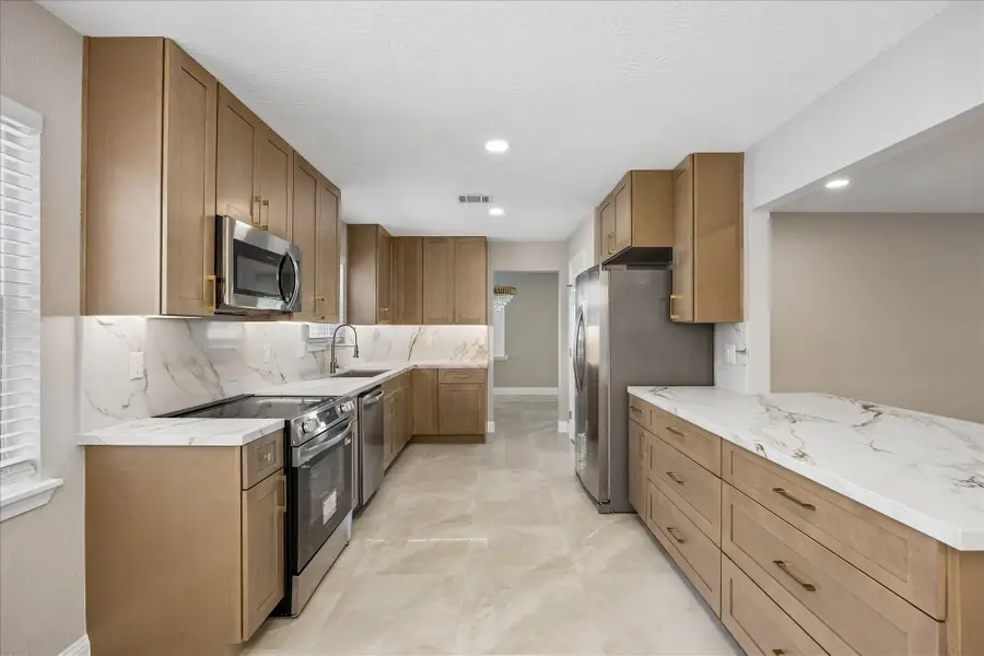 1802 San Sebastian Lane, Houston, TX 77058 - #2