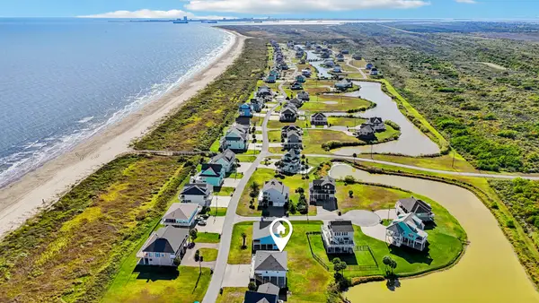 4017 Biscayne Beach Road, Port Bolivar, TX 77650