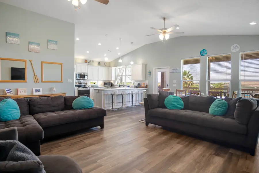 933 Magnolia Lane, Port Bolivar, TX 77650 - #3