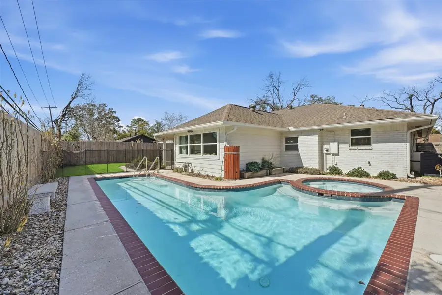 5611 De Milo Drive, Houston, TX 77092 - #2