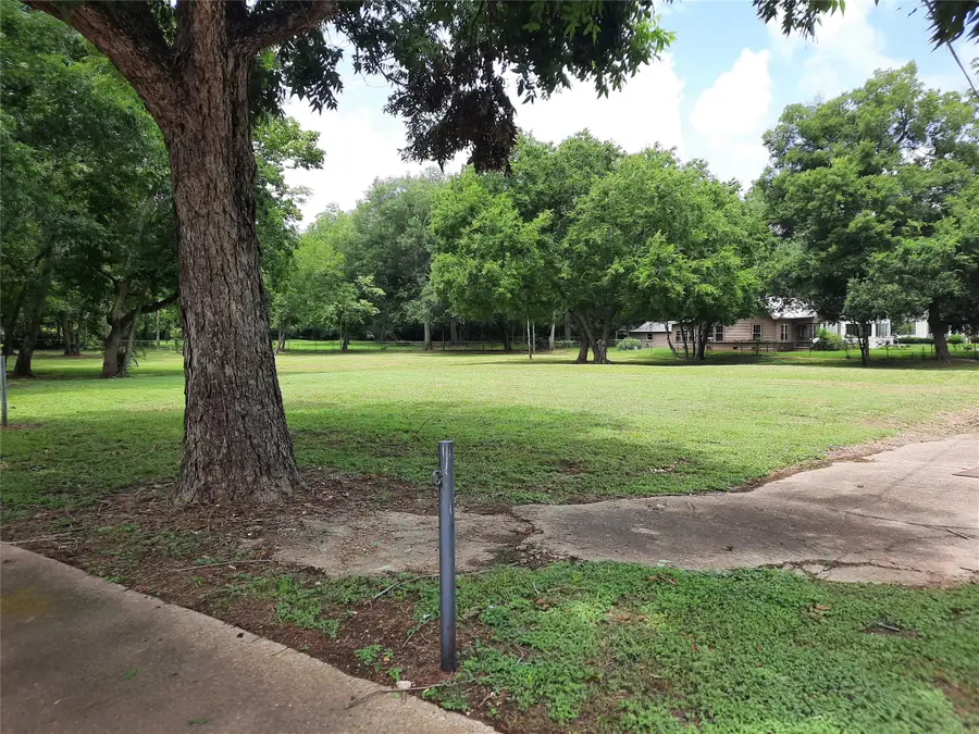 000 N Grace Street, Crockett, TX 75835 - Image #2