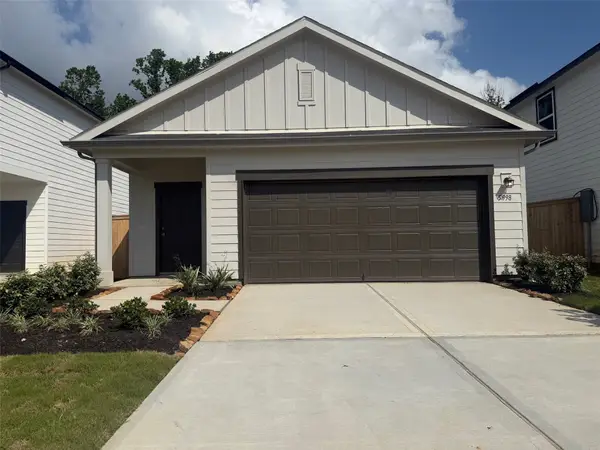 5998 Mercer Street, Conroe, TX 77303