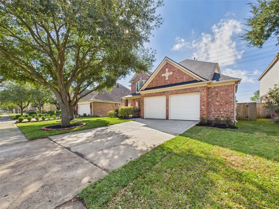 13206 Imperial Shore Drive, Pearland, TX 77584 - Image #2