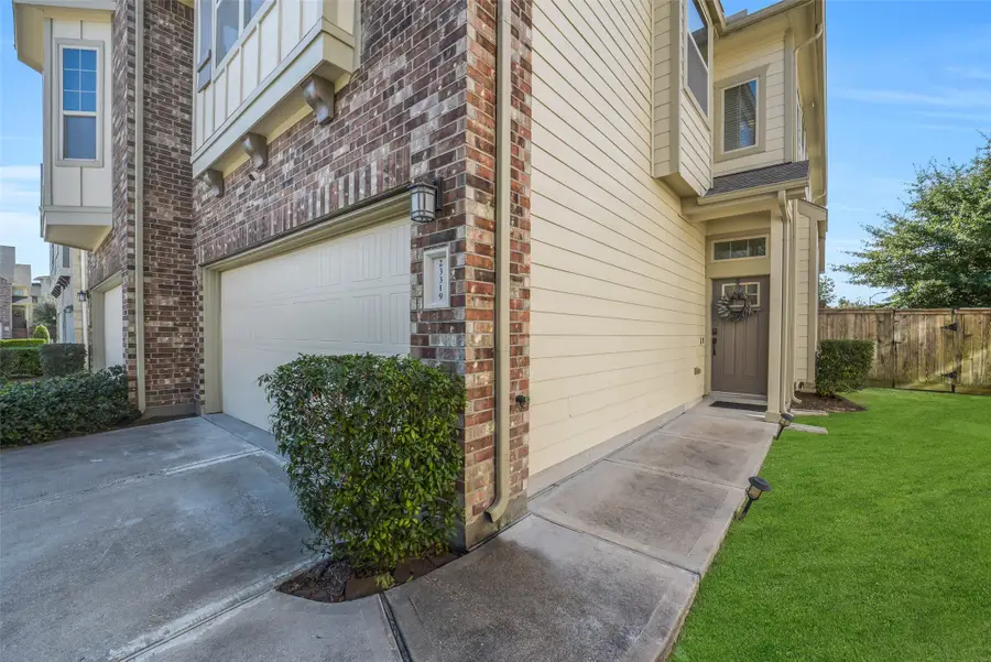 23319 Damasco Drive, Richmond, TX 77406 - Image #2