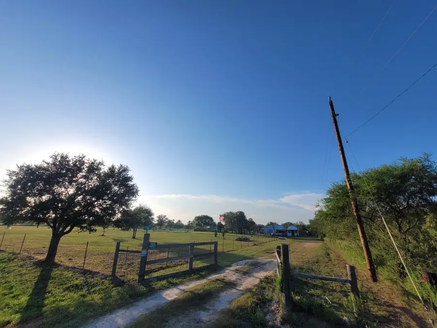 796 Shelly Road, Refugio, TX 78377 - #3
