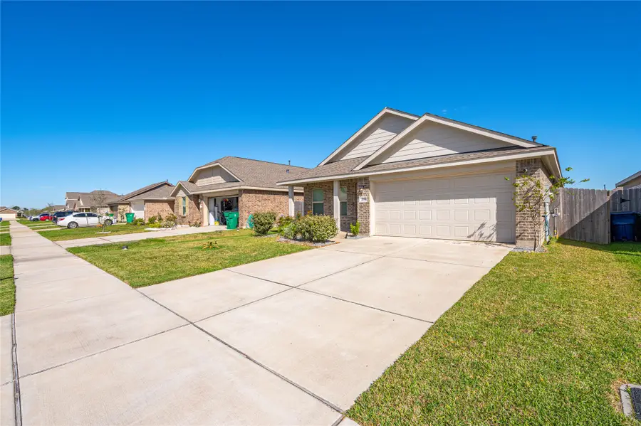 269 Bennett Loop, Angleton, TX 77515 - #2