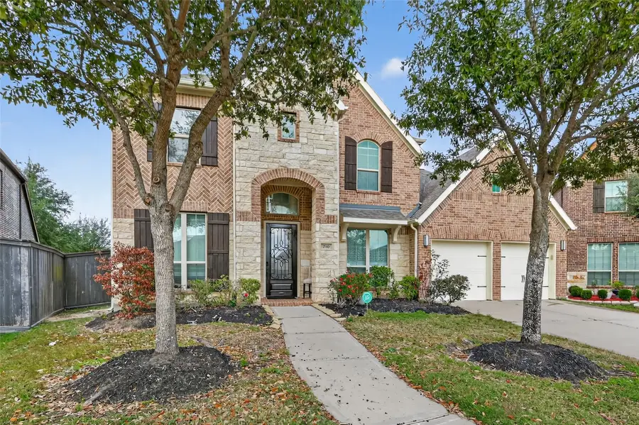 710 Butterfly Garden Trail, Richmond, TX 77406 - Image #2