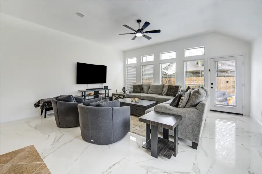 2819 Everhart Terrace Drive, Fresno, TX 77545 - #3