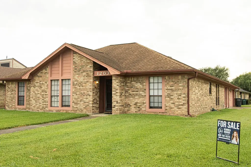 1203 Briarmeadow Drive, Beaumont, TX 77706 - #1