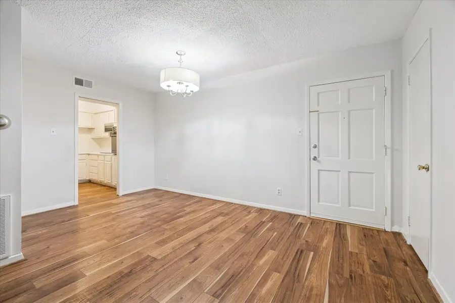 2700 Bellefontaine Street #B12, Houston, TX 77025 - Image #3