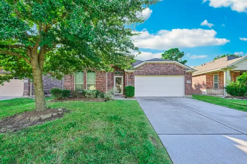 20219 Ray Falls Drive, Tomball, TX 77375 - Image #1