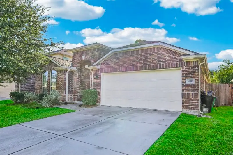 20219 Ray Falls Drive, Tomball, TX 77375 - Image #2