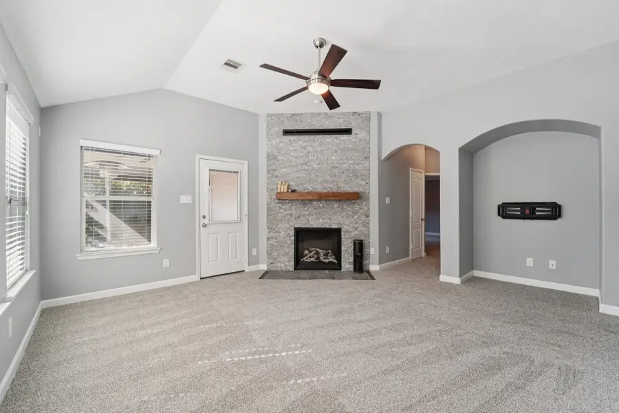 20219 Ray Falls Drive, Tomball, TX 77375 - Image #3