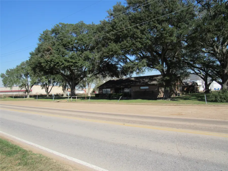 2119 Woods Road, Brookshire, TX 77423 - Image #3