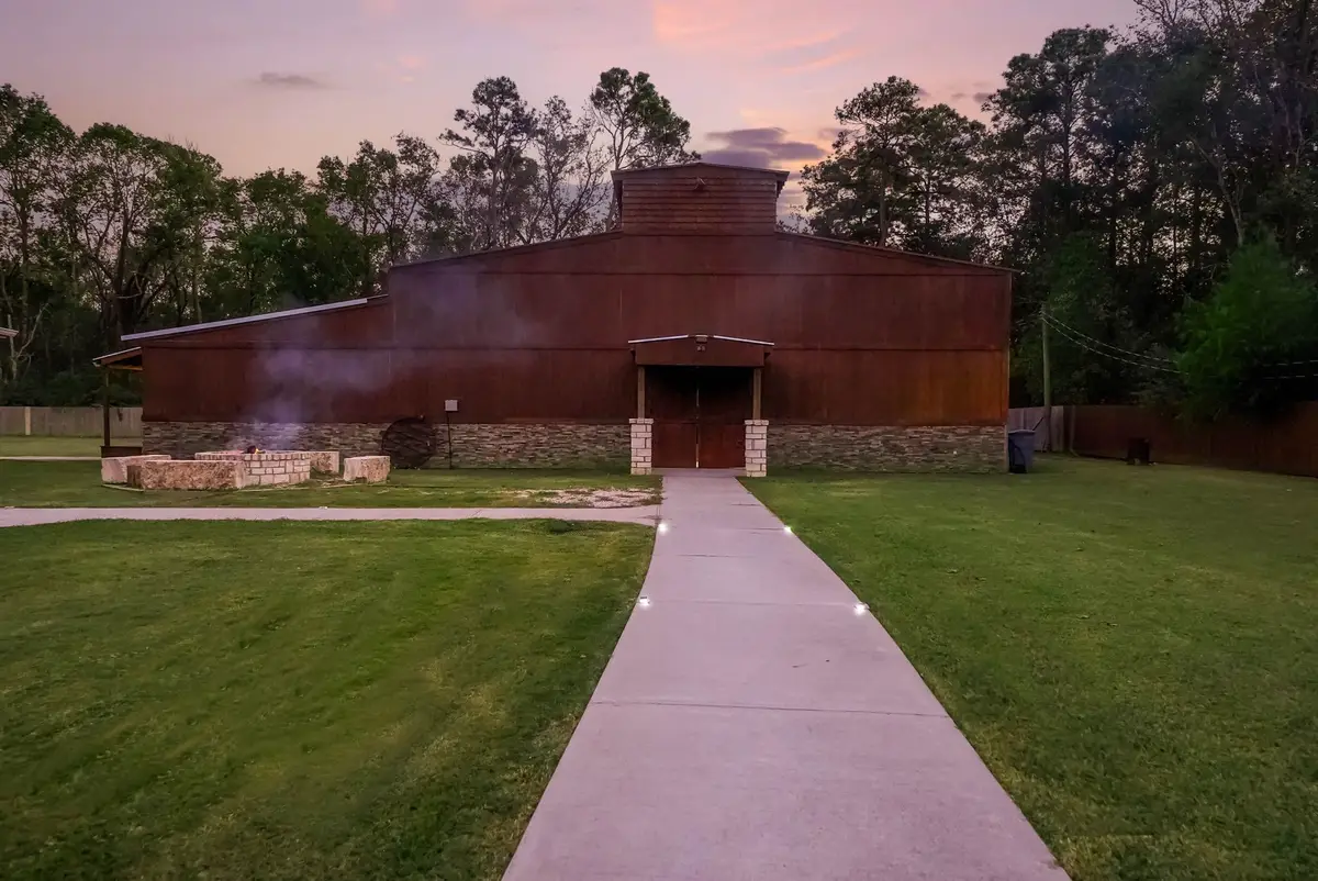 18302 Noyce Road, Crosby, TX 77532 - Image #1