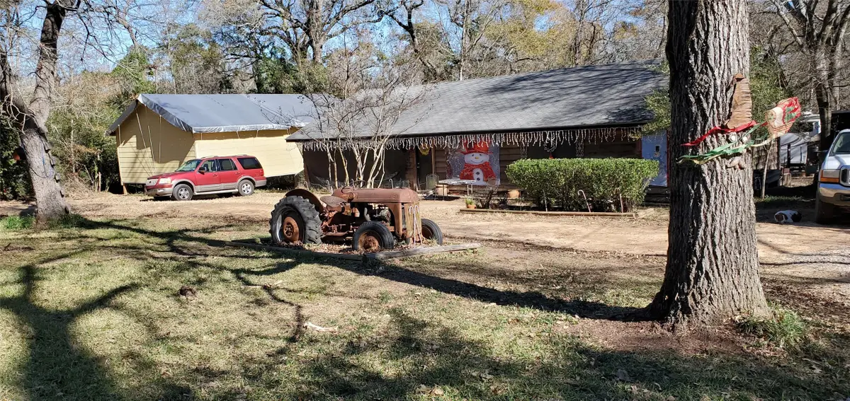 17027 Red Oak Drive, Plantersville, TX 77363 - Image #1