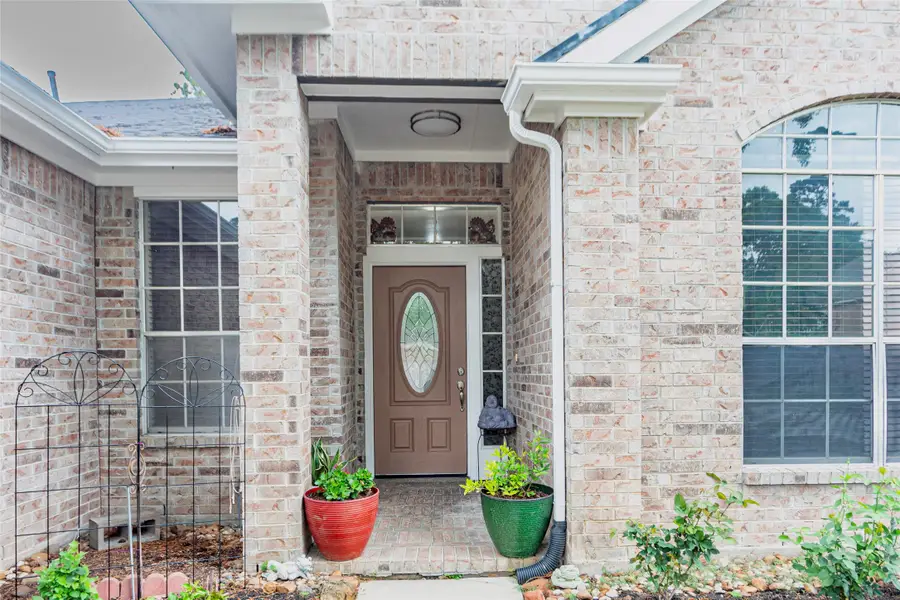 1727 Whispering Forest Drive, Kingwood, TX 77339 - Image #2