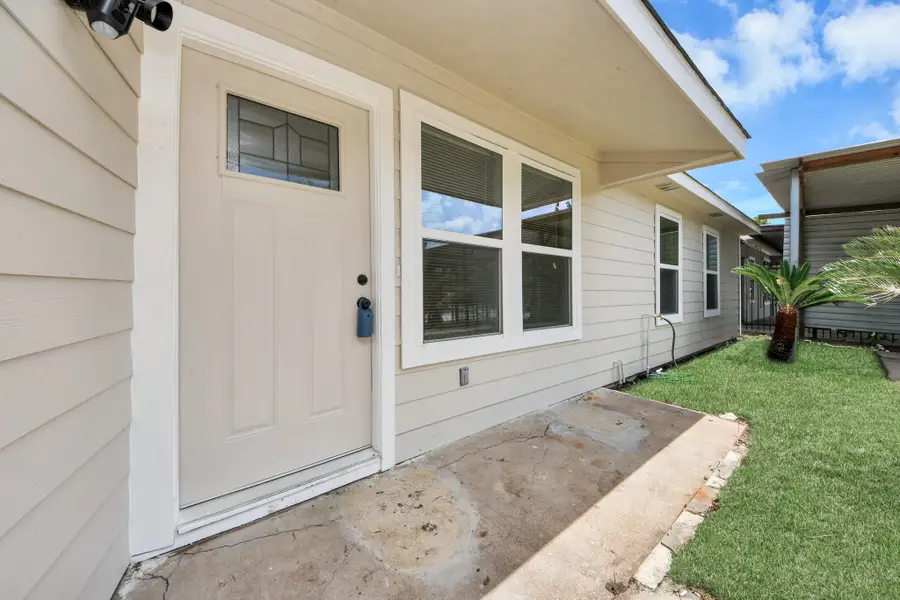 5111 Willow Glen Drive, Houston, TX 77033 - #2