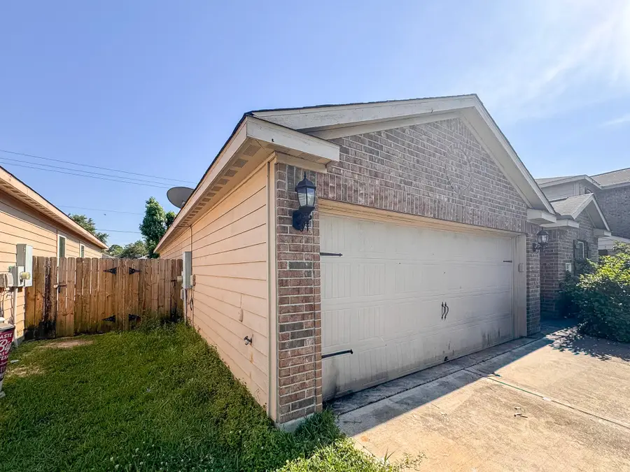 13318 Pine Tree Forest Trail, Houston, TX 77049 - #2