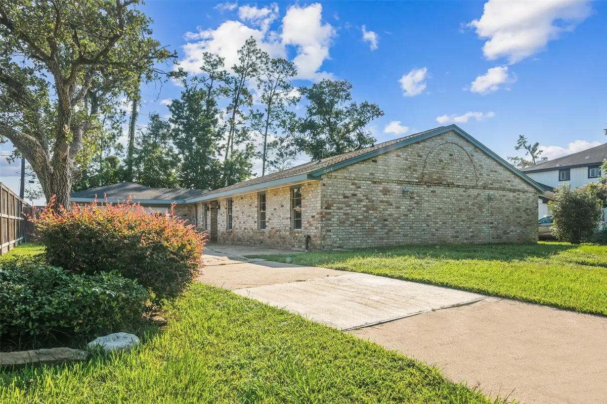 19218 Enchanted Oaks Drive, Spring, TX 77388 - Image #1