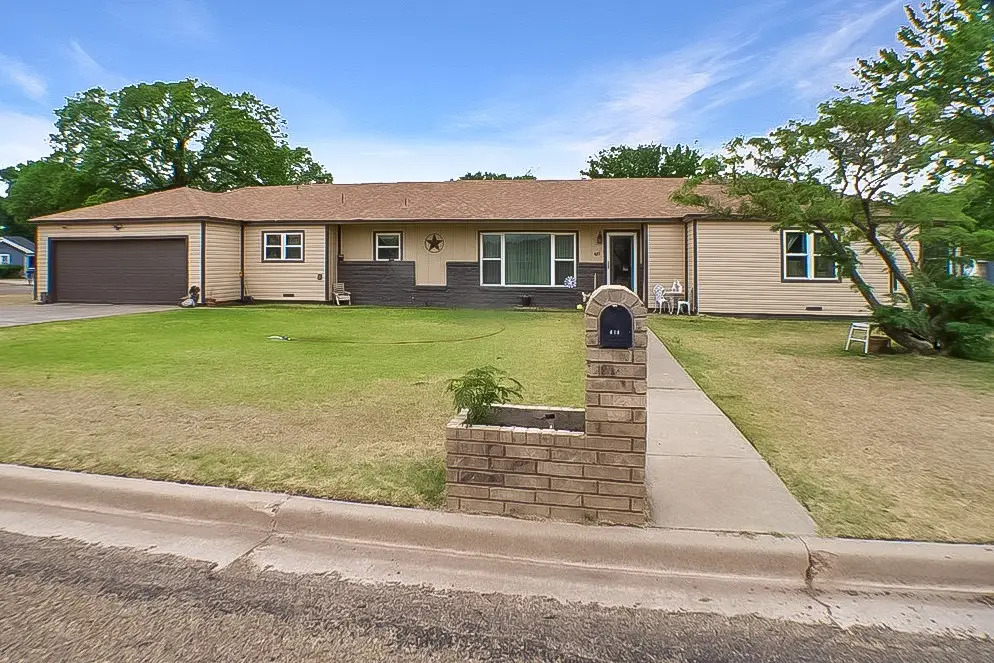 410 W 9th Street, Friona, TX 79035 - #1