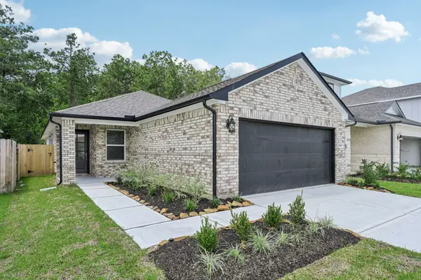 16702 Sterling Cliff Street, Conroe, TX 77302