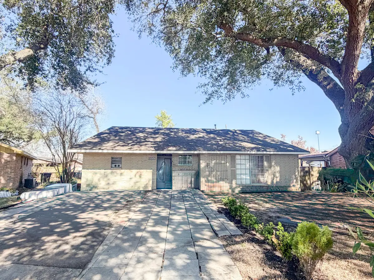 4806 Brookfield Drive, Houston, TX 77045 - Image #1