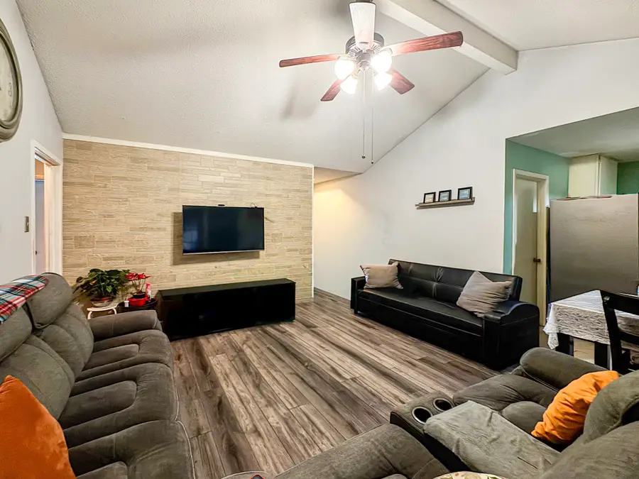 4806 Brookfield Drive, Houston, TX 77045 - Image #3