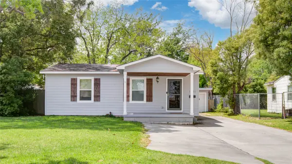 1011 11th Street N, Texas City, TX 77590