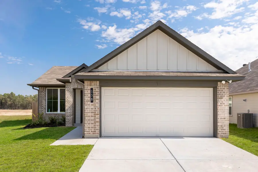 138 Overhill Drive, Huntsville, TX 77320 - #2