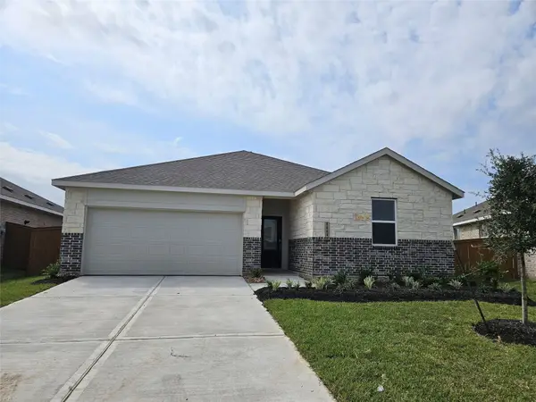 5419 Calico Bass Drive, Baytown, TX 77521