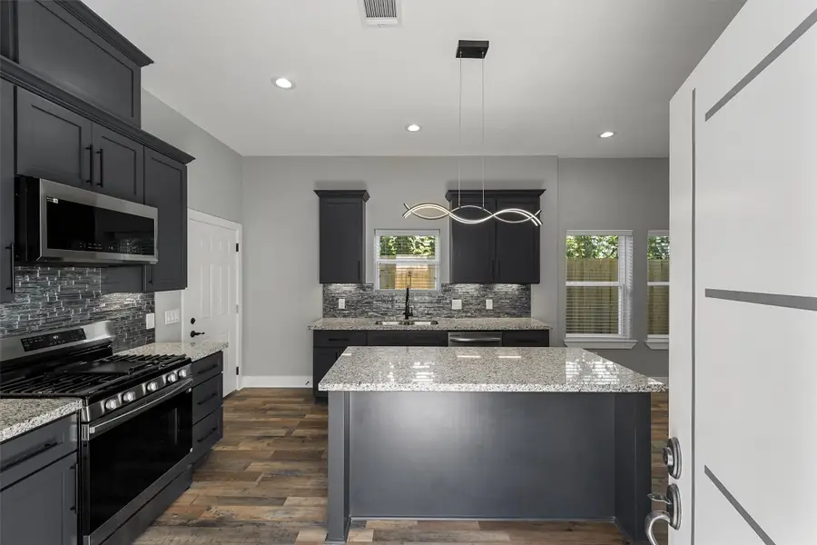 7704 Sealey Street, Houston, TX 77088 - Image #2