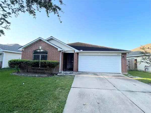 2811 Sockeye Drive, Houston, TX 77045