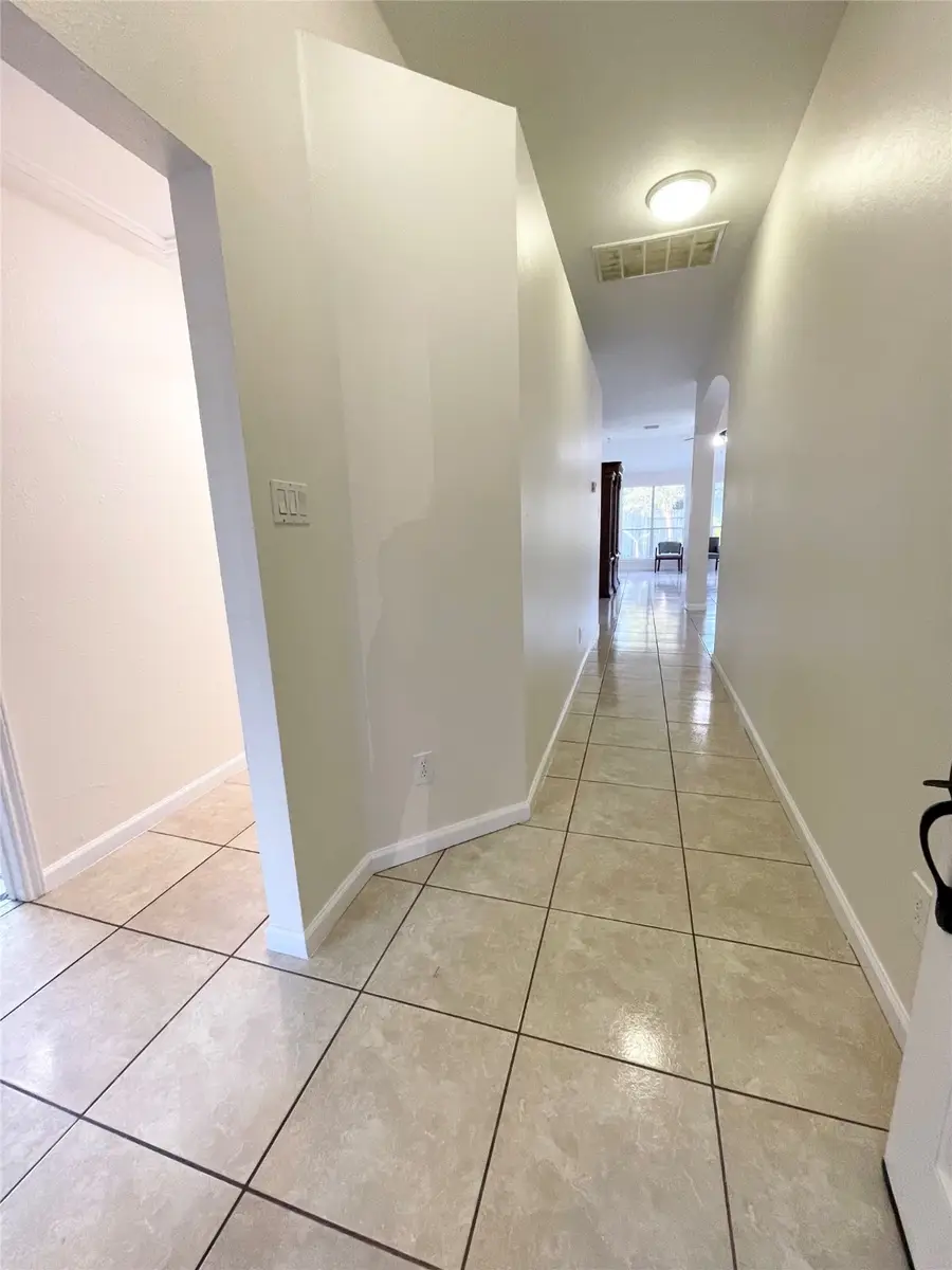 2811 Sockeye Drive, Houston, TX 77045 - Image #3