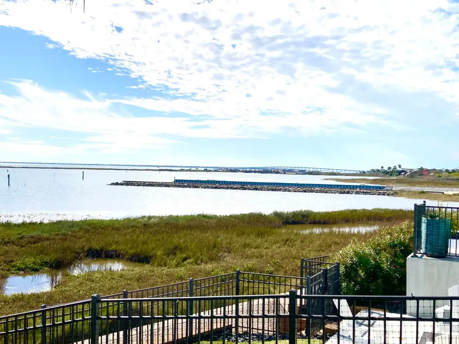 276 Reserve Lane, Rockport, TX 78382 - Image #2